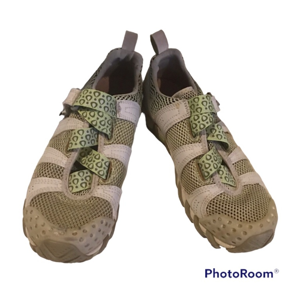 Merrell Continuum Everyday runners size 6